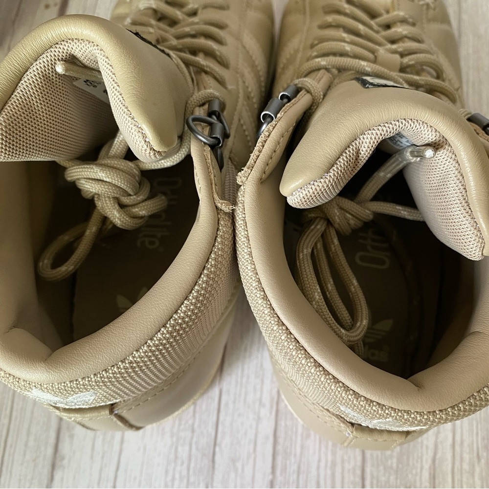 ADIDAS - PRO MODEL SHELL TOES BEIGE SNEAKERS - Picture 4 of 9